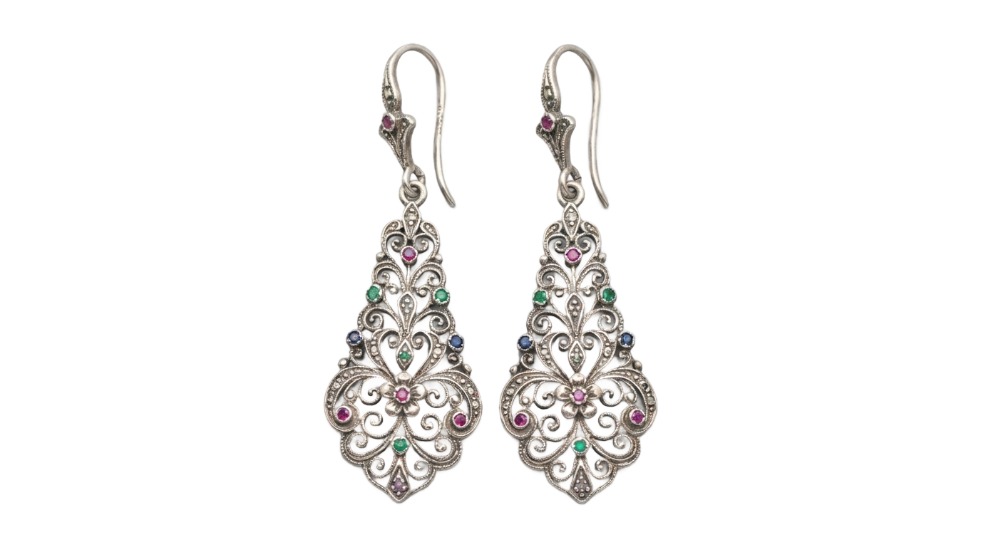 silver earrings online png PNG transparent background