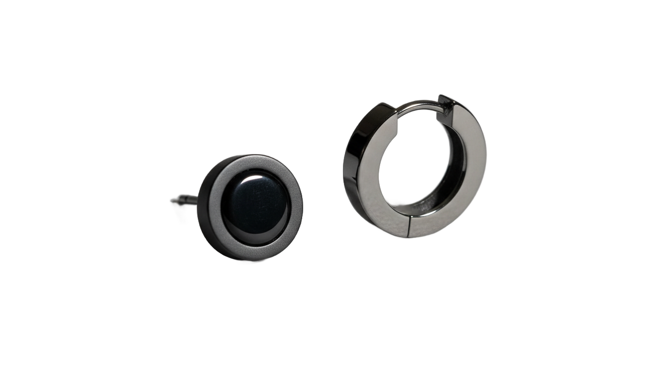 black earrings for men png PNG transparent background