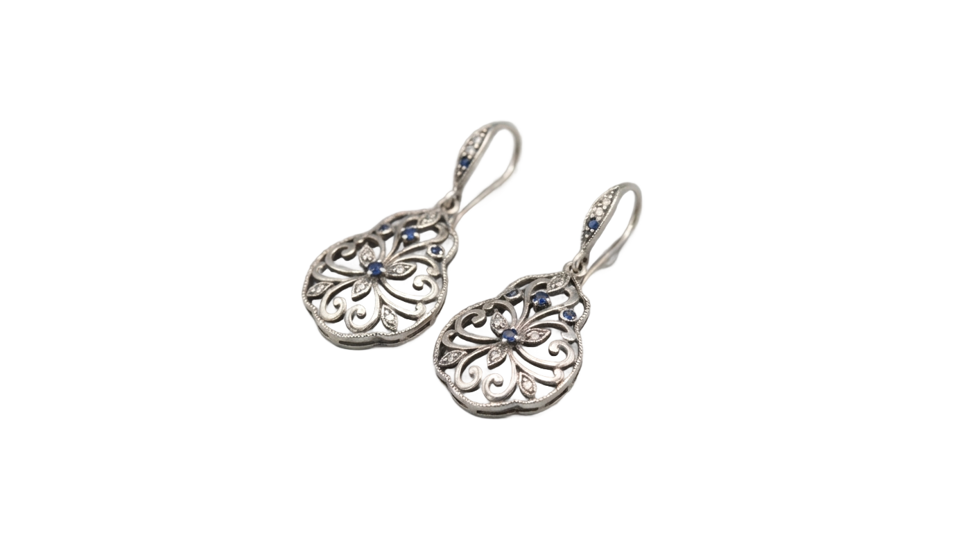 png silver earrings designs with price PNG transparent background