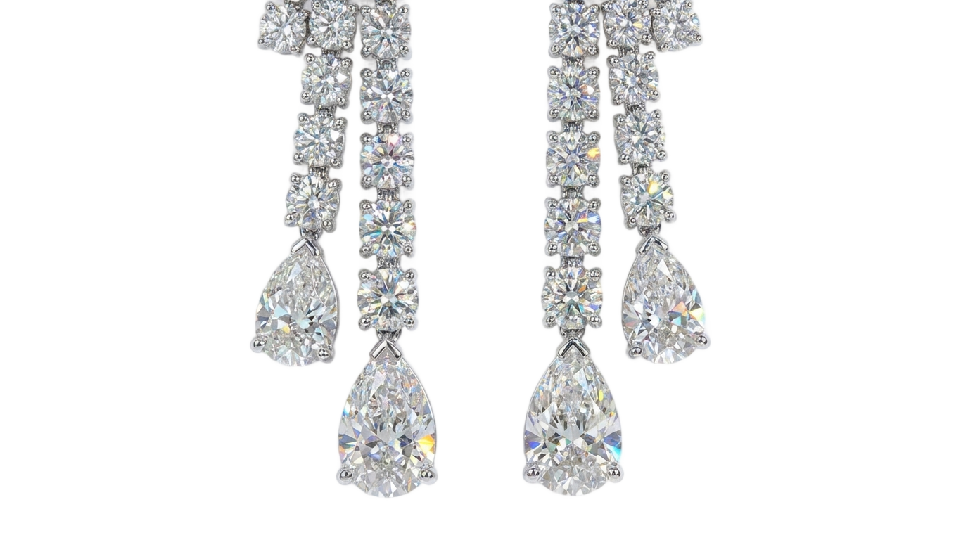 png online diamond earrings PNG transparent background