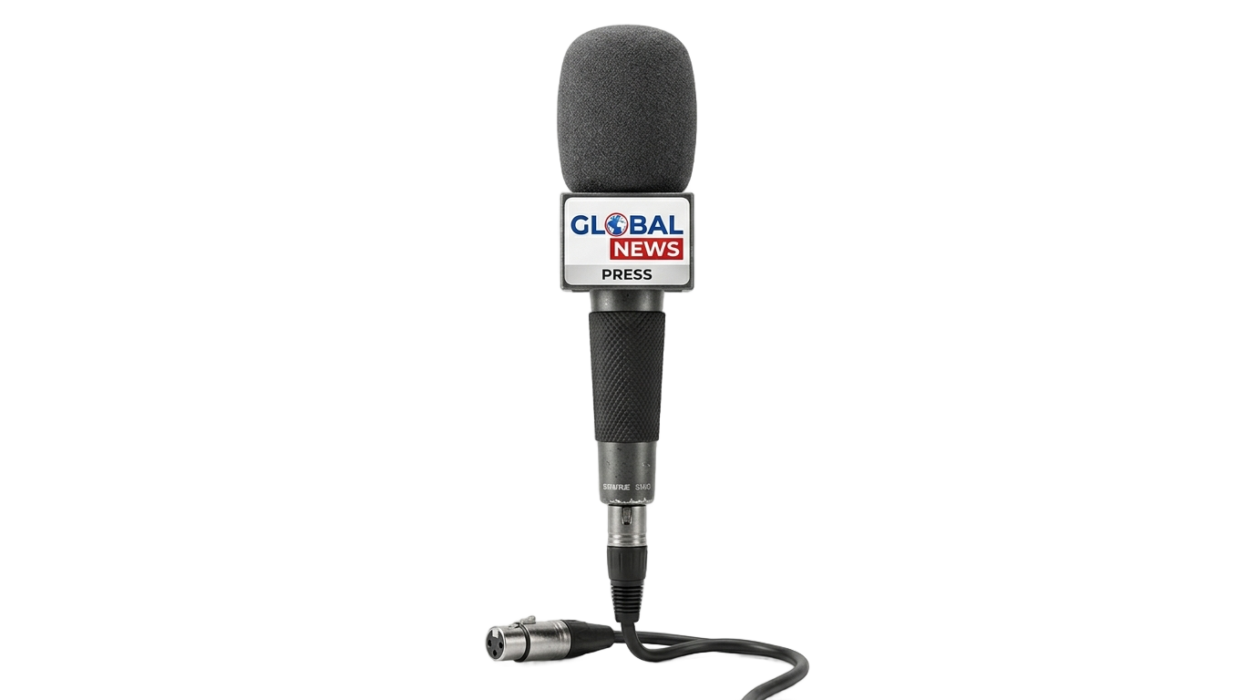 journalist microphone png PNG transparent background