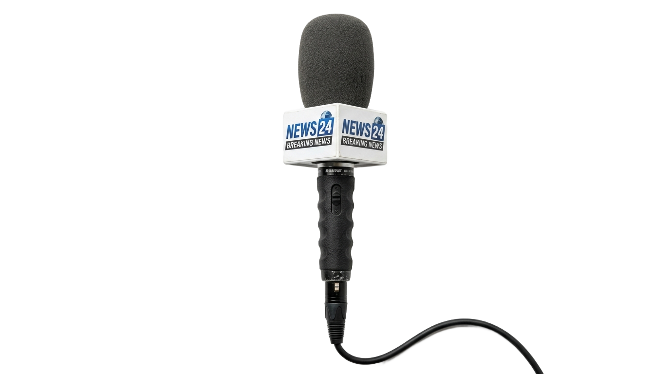 news reporter microphone png PNG transparent background